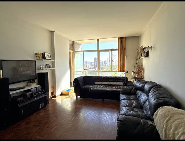2.5 BEDROOM APARTMENT FOR SALE IN SOUTH BEACH